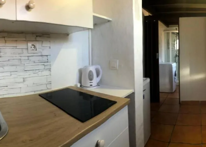 Ele House טרחלחו