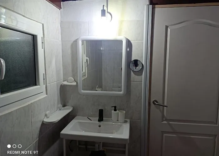 דירה Ele House טרחלחו