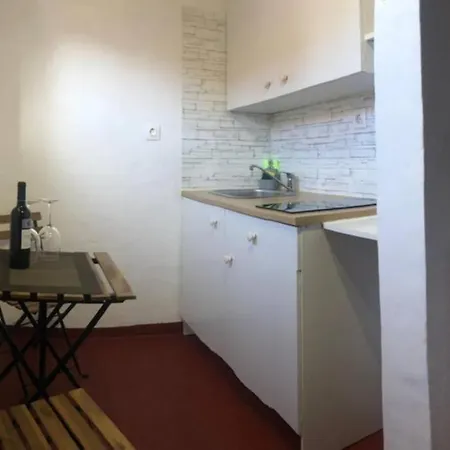 Ele House * 타라할레호